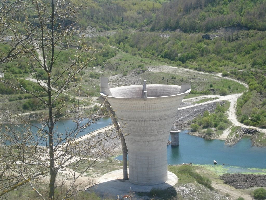 foto lago artificiale di Chiauci